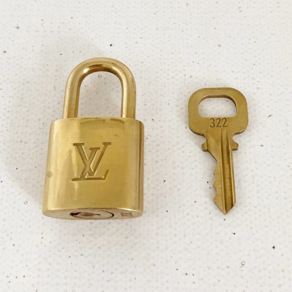 LOUIS VUITTON Lock and Key Set on Chain Necklace #322 - Picture 5 of 9